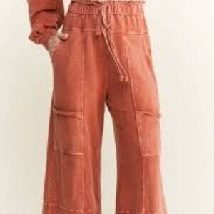 NWT: Easel Mineral Wash Wide Leg Cropped Pants